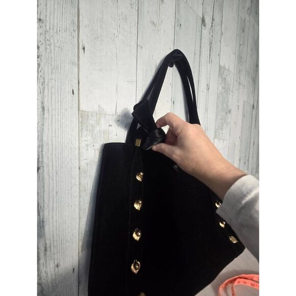 Eric Javits NY Velvet Bow Tie Shoulder Bag - Picture 4 of 11